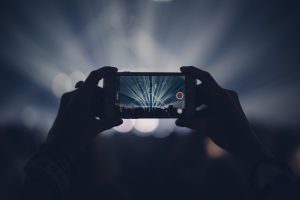 Live Casino vs Online Slots with Neteller: Which Is Better for Indian Players in 2026?